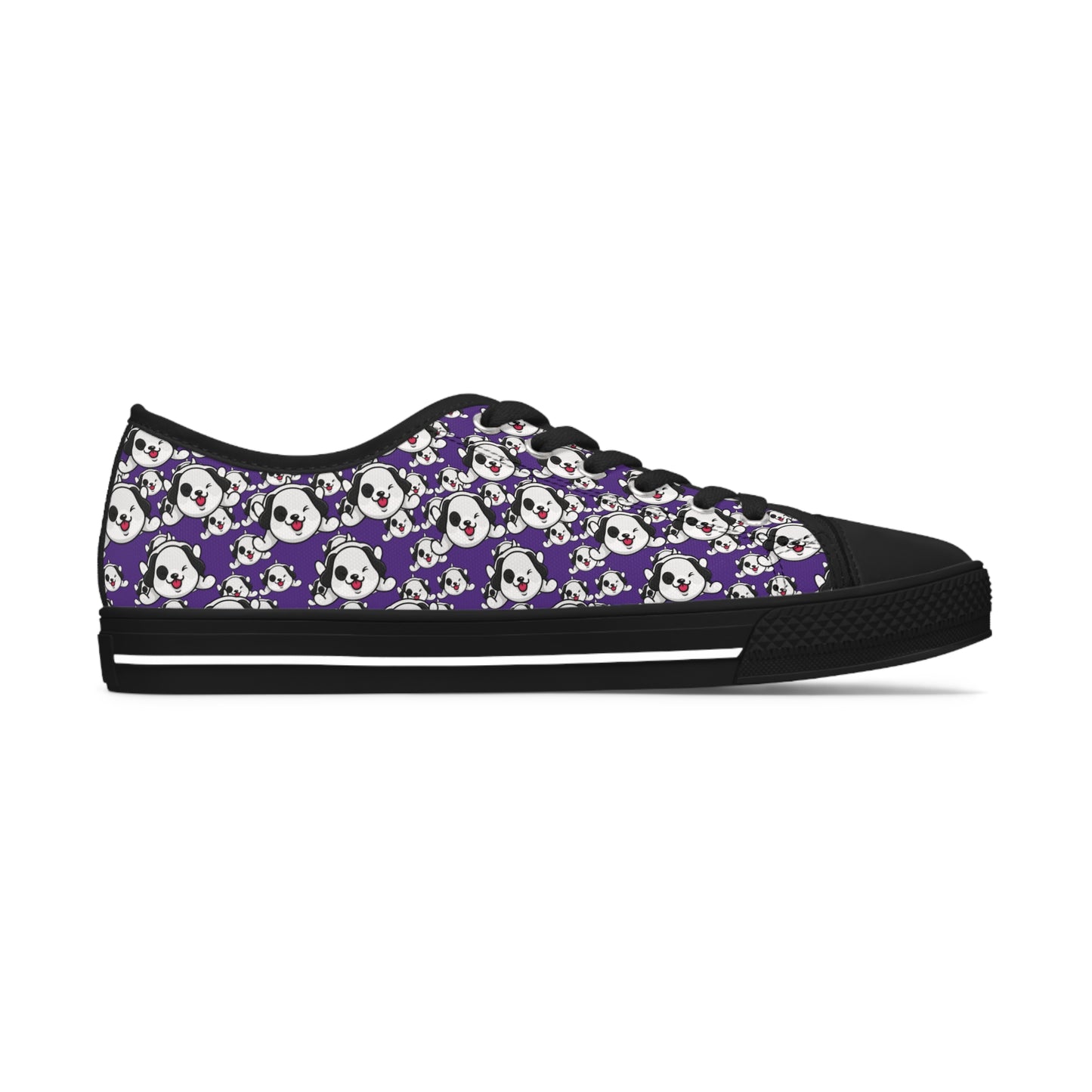 Dog on Purple Women's Low Top Sneakers