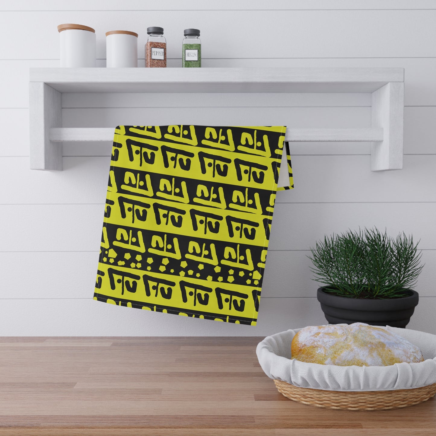 Black & Gold Q Kitchen Towel