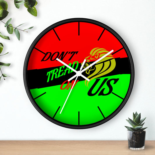 AFRICAN DON'T TREAD ON US FLAG Wall clock