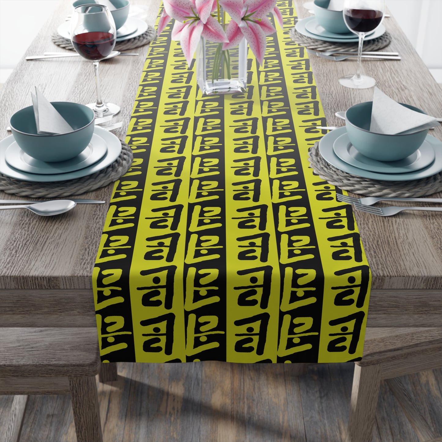 Black & Gold Q Table Runner (Cotton, Poly)