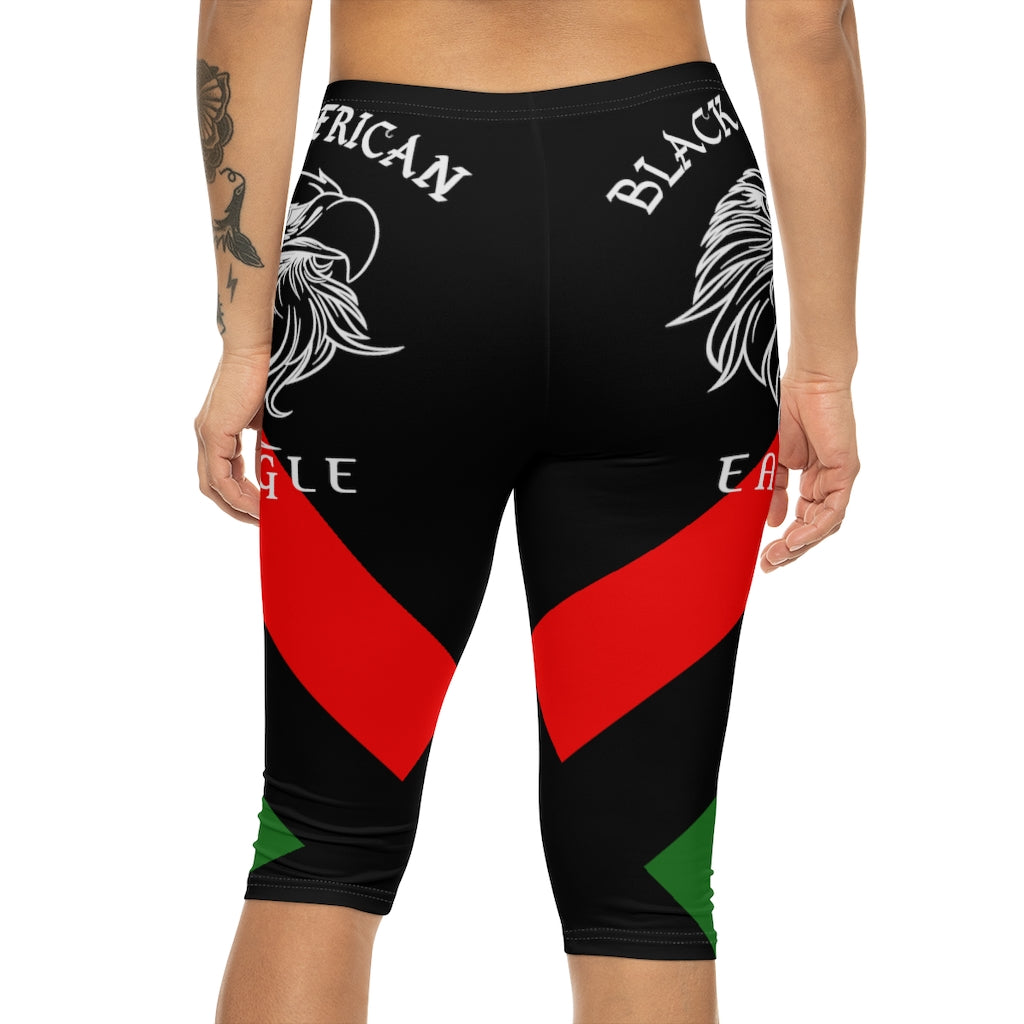 Black African Eagle Women’s Capri Leggings (AOP)