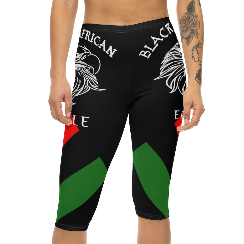 Black African Eagle Women’s Capri Leggings (AOP)